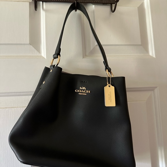Coach Handbags - Coach Black Leather Shoulder Bag